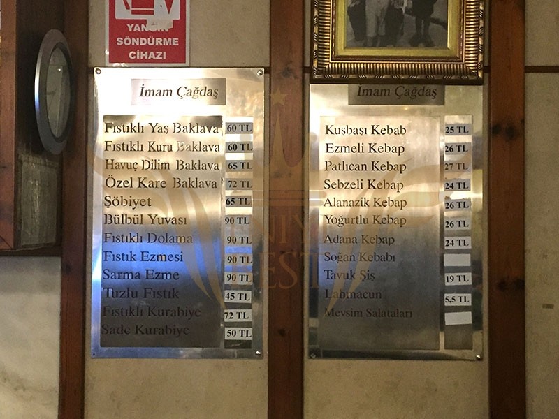  Menü,